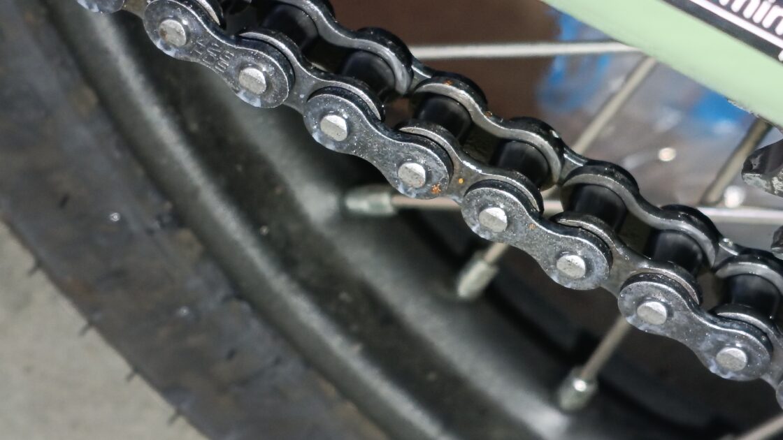 交換前のチェーンの画像
