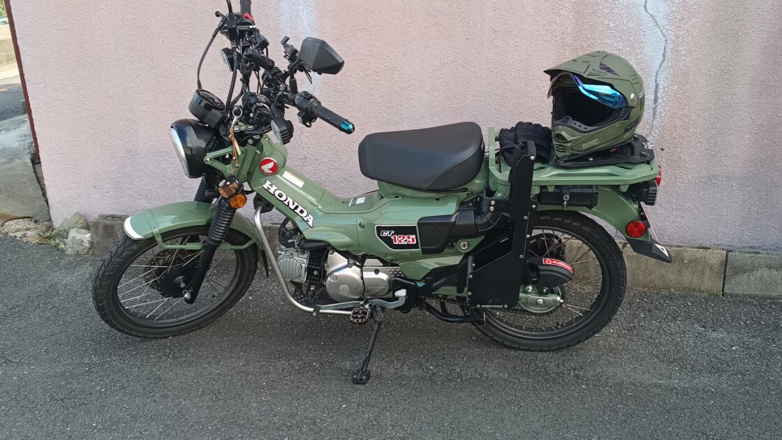 パーツ交換前のハンターカブの画像